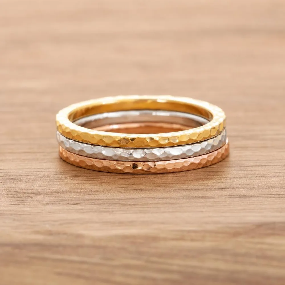 Phoxel-generated jewelry photo — Linen