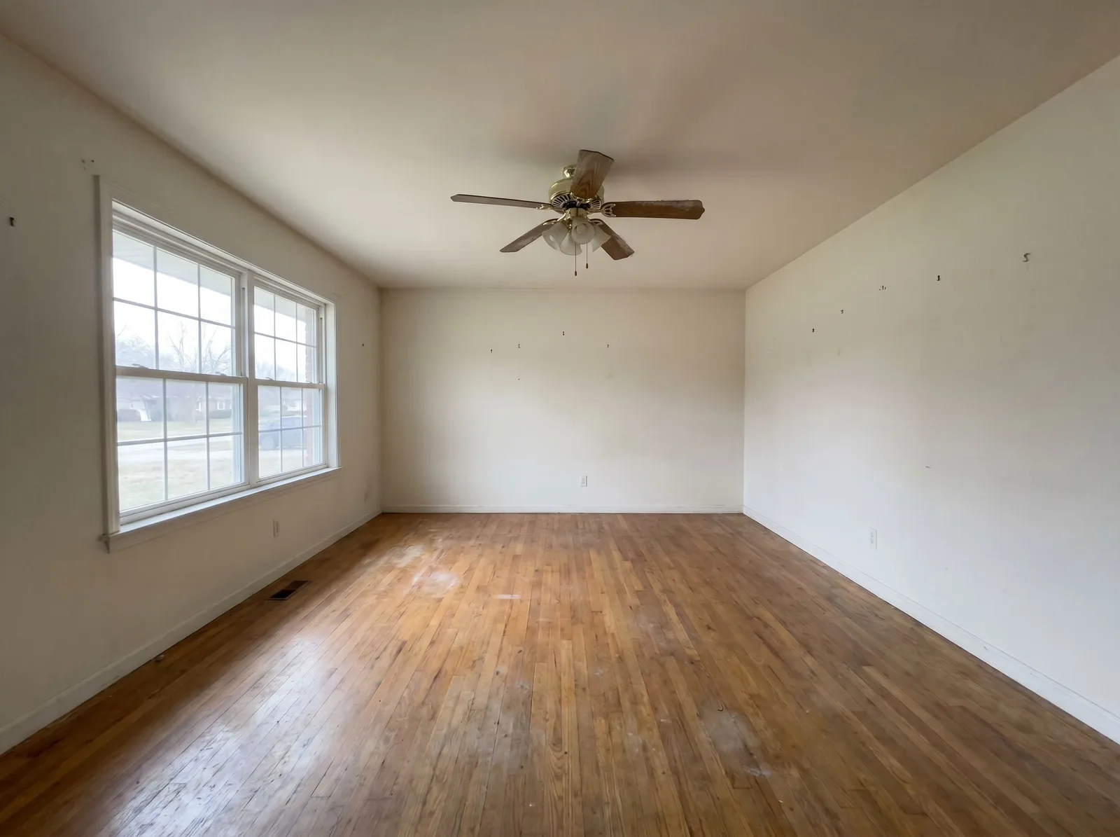 Source photo of a mid-century living room, 1 of 1, taken on a phone