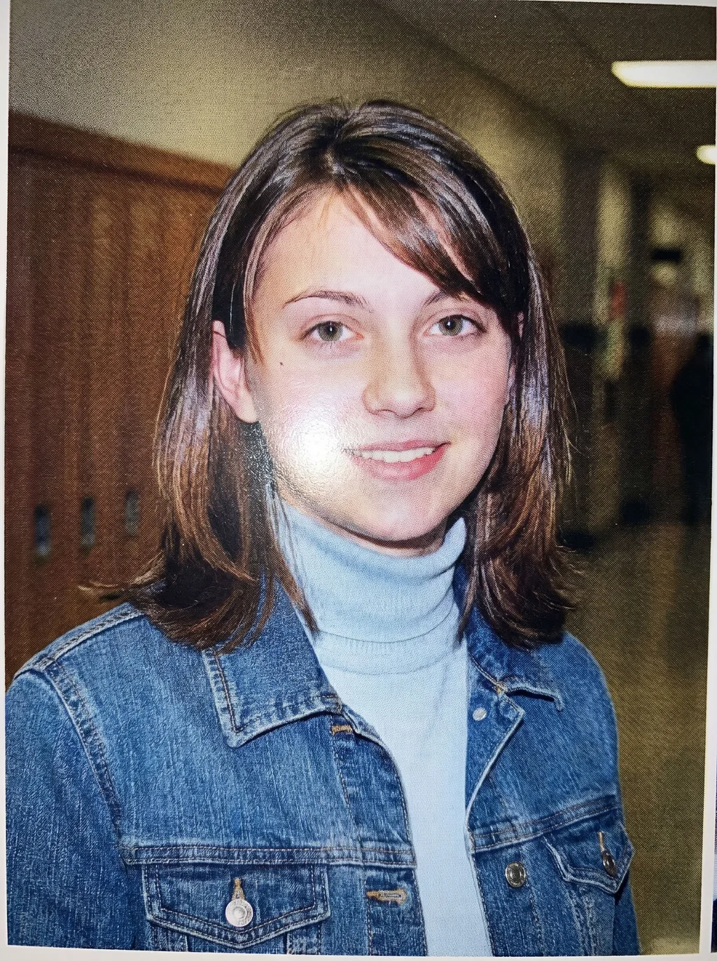 Phoxel result for a young woman with long brown hair, 3 of 3, generated from the source photos